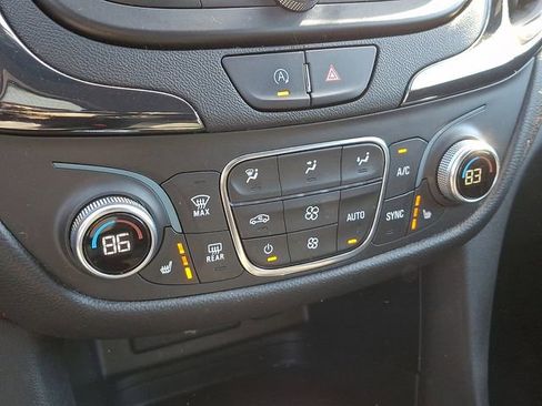 Used 2024 Chevrolet Equinox RS image 18