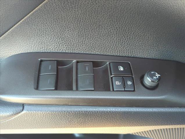 Used 2022 Toyota Camry LE FWD image 8