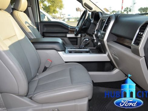 Used 2018 Ford F150 Lariat w/ Equipment Group 502A Luxury image 16