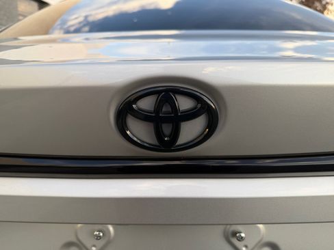 Used 2025 Toyota Corolla LE FWD image 29