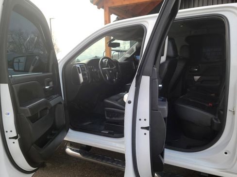 Used 2018 Chevrolet Silverado 1500 LT w/ All Star Edition image 7