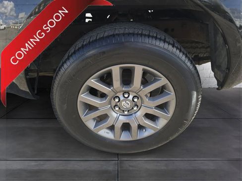 Used 2012 Nissan Frontier SV w/ Sport Appearance Pkg image 18