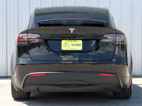 Used 2023 Tesla Model X image 11