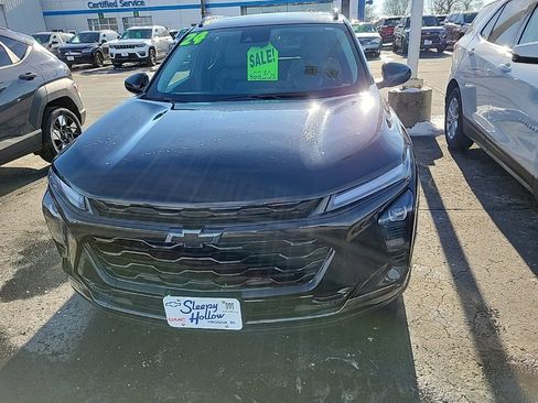 Used 2024 Chevrolet Trax ACTIV w/ Sunroof Package image 6