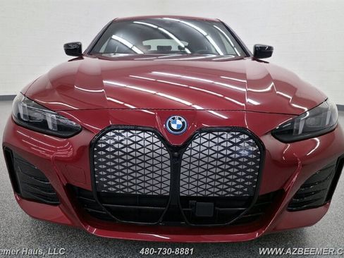 Used 2025 BMW i4 eDrive40 w/ M Sport Package RWD image 10
