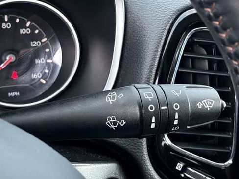 Used 2018 Jeep Compass Limited w/ Navigation Group FWD image 26