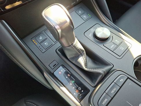 Used 2022 Lexus IS 350 F Sport w/ Memory Package image 16