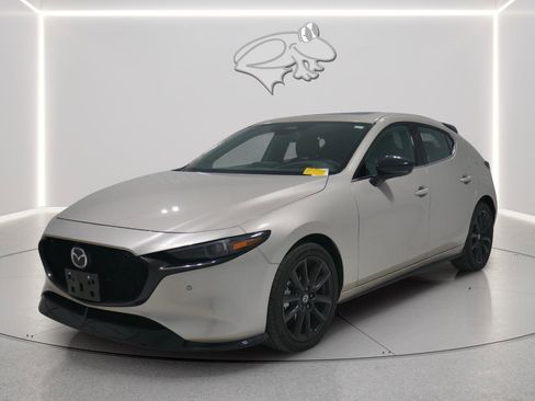 Certified 2025 MAZDA MAZDA3 Hatchback w/Premium Plus Pkg image 1