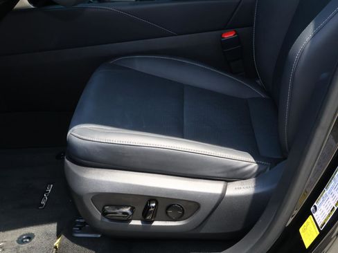 Used 2024 Lexus RX 350 Premium Plus w/ Convenience Package FWD image 17
