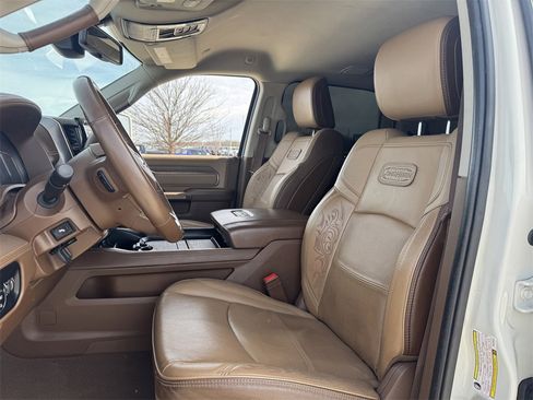 Used 2024 RAM 3500 Limited w/ Towing Technology Group image 26