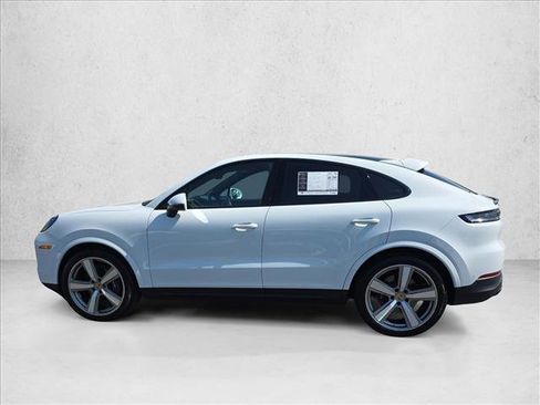 Used 2024 Porsche Cayenne Coupe AWD/4WD image 8