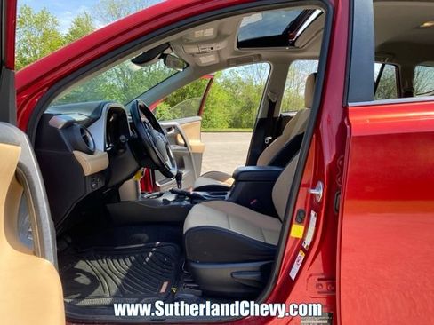 Used 2017 Toyota RAV4 XLE FWD image 15