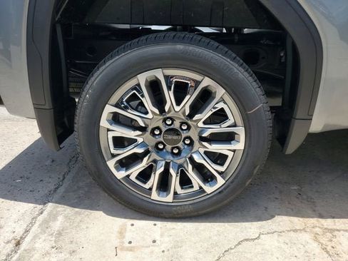 New 2026 GMC Sierra 1500 Denali Ultimate AWD/4WD image 6