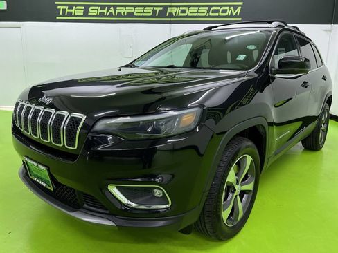 Used 2019 Jeep Cherokee Limited AWD/4WD image 5