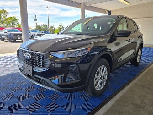 New 2025 Ford Escape Active image 3