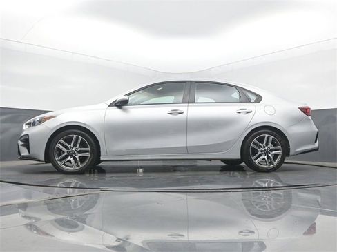 Used 2019 Kia Forte S image 47