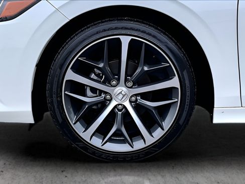 Used 2024 Honda Civic Touring image 34