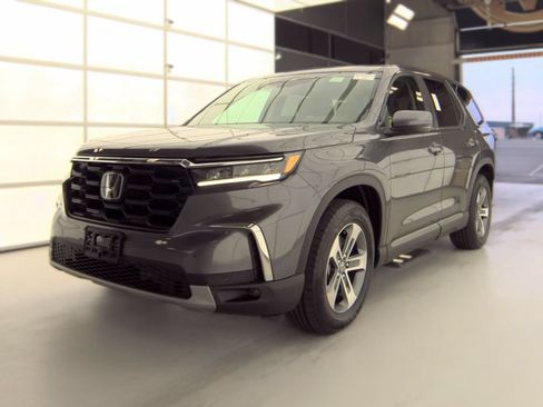 Used 2024 Honda Pilot EX-L image 2