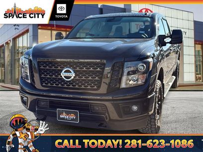 Used 2018 Nissan Titan SV w/ SV Convenience Package