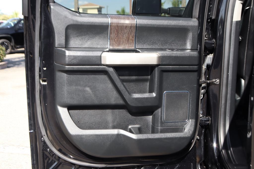 Used 2020 Ford F250 Lariat AWD/4WD image 39