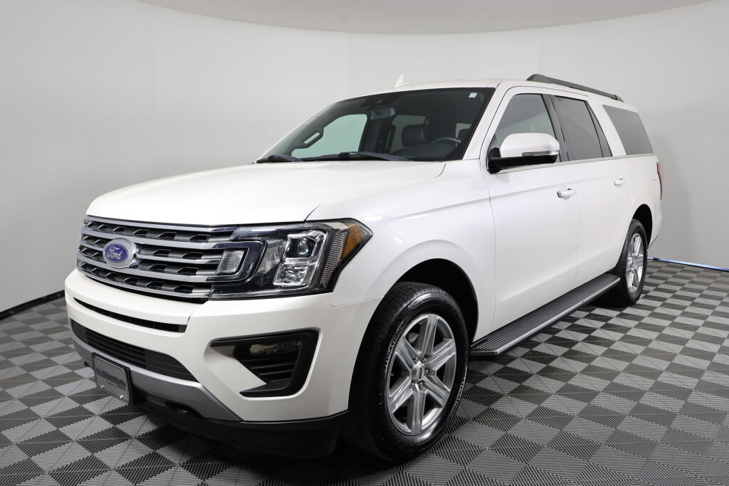 Used 2018 Ford Expedition Max XLT w/ Equipment Group 202A AWD/4WD image 5