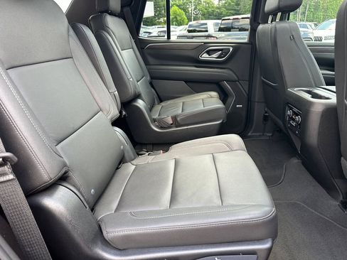 Used 2023 Chevrolet Tahoe Z71 w/ Z71 Off-Road Package AWD/4WD image 16