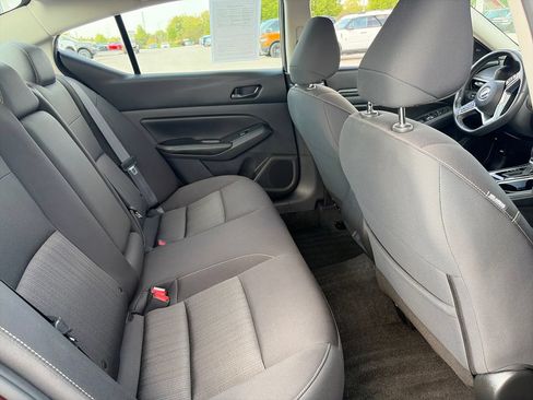 Used 2024 Nissan Altima 2.5 SV w/ SV Premium Package FWD image 30