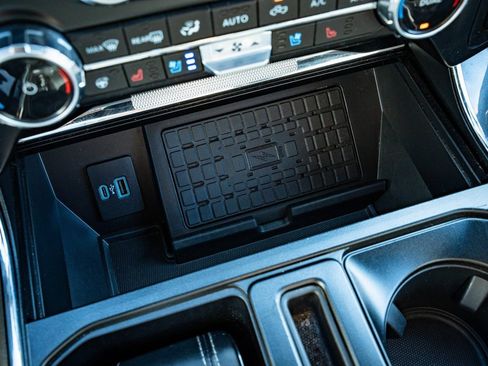 Used 2023 Ford F150 Lariat w/ Equipment Group 502A High image 39