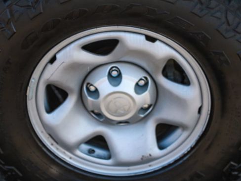 Used 2021 Toyota Tacoma SR AWD/4WD image 10