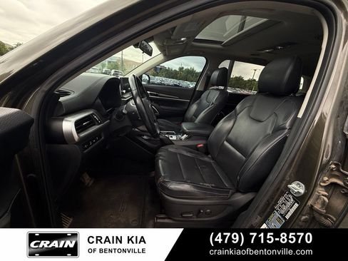 Used 2020 Kia Telluride S FWD image 19