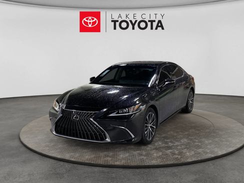 Used 2023 Lexus ES 250 w/ Premium Package AWD/4WD image 1