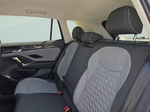 Used 2025 Volkswagen Tiguan S FWD image 24