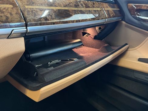 Used 2015 BMW 740Li image 20