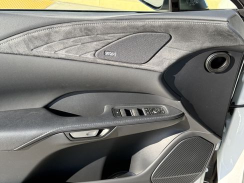 New 2026 Lexus RX 450h AWD image 17