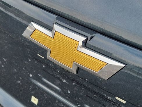 Used 2022 Chevrolet Trax LT w/ LT Convenience Package image 33