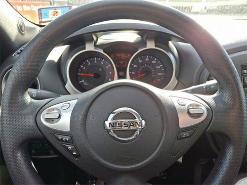 Used 2014 Nissan Juke S image 18