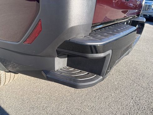 New 2026 GMC Sierra EV Elevation w/ LPO, Elevation Dark Package image 57