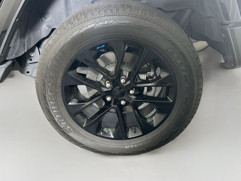 Used 2023 Jeep Wrangler Sahara w/ Cold Weather Group image 11