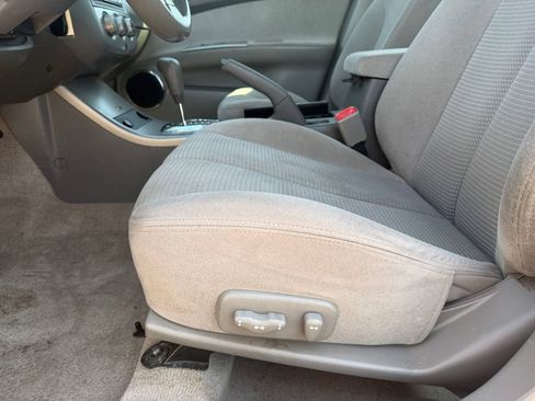 Used 2005 Nissan Altima 2.5 S w/ (F01) Convenience Pkg FWD image 11