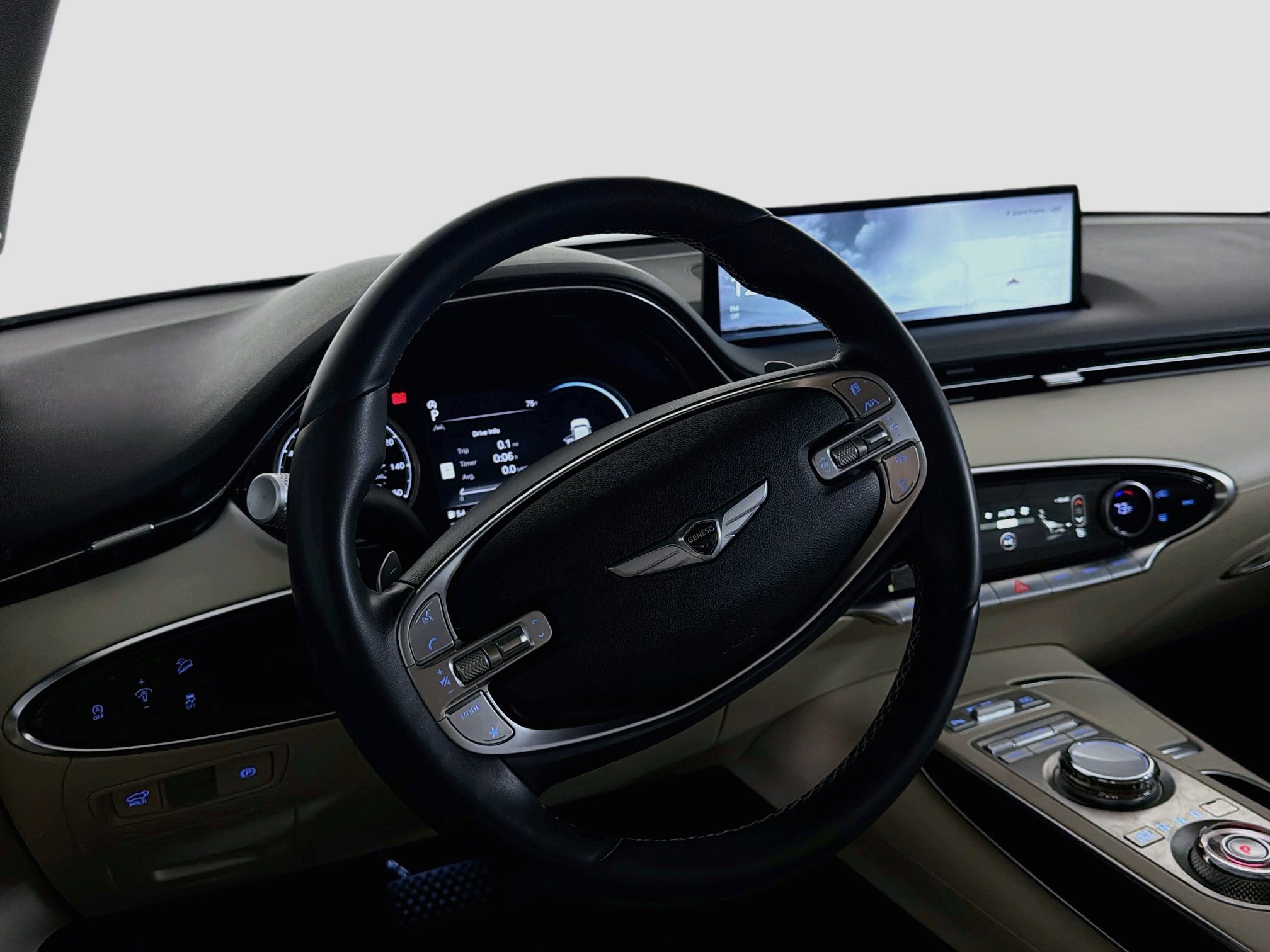 Used 2024 Genesis GV70 2.5T AWD/4WD image 18