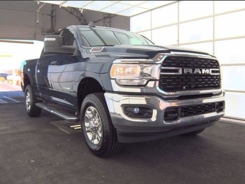 Used 2024 RAM 2500 Big Horn w/ Level 2 Equipment Group image 4