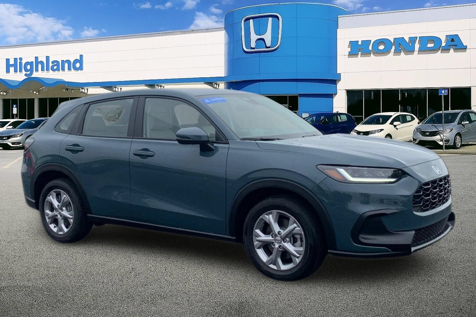 Used 2025 Honda HR-V LX image 7