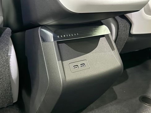 New 2026 Cadillac Lyriq Sport AWD/4WD image 40