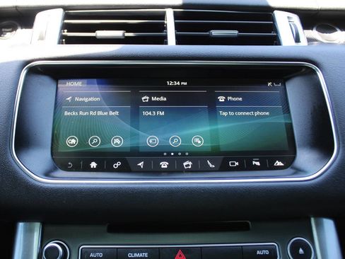 Used 2017 Land Rover Range Rover Sport SE AWD/4WD image 27