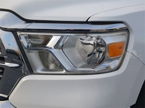 Used 2024 RAM 1500 Laramie image 10