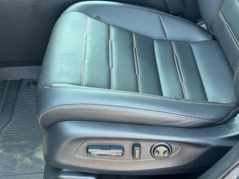 Certified 2025 Honda CR-V Sport Touring image 19