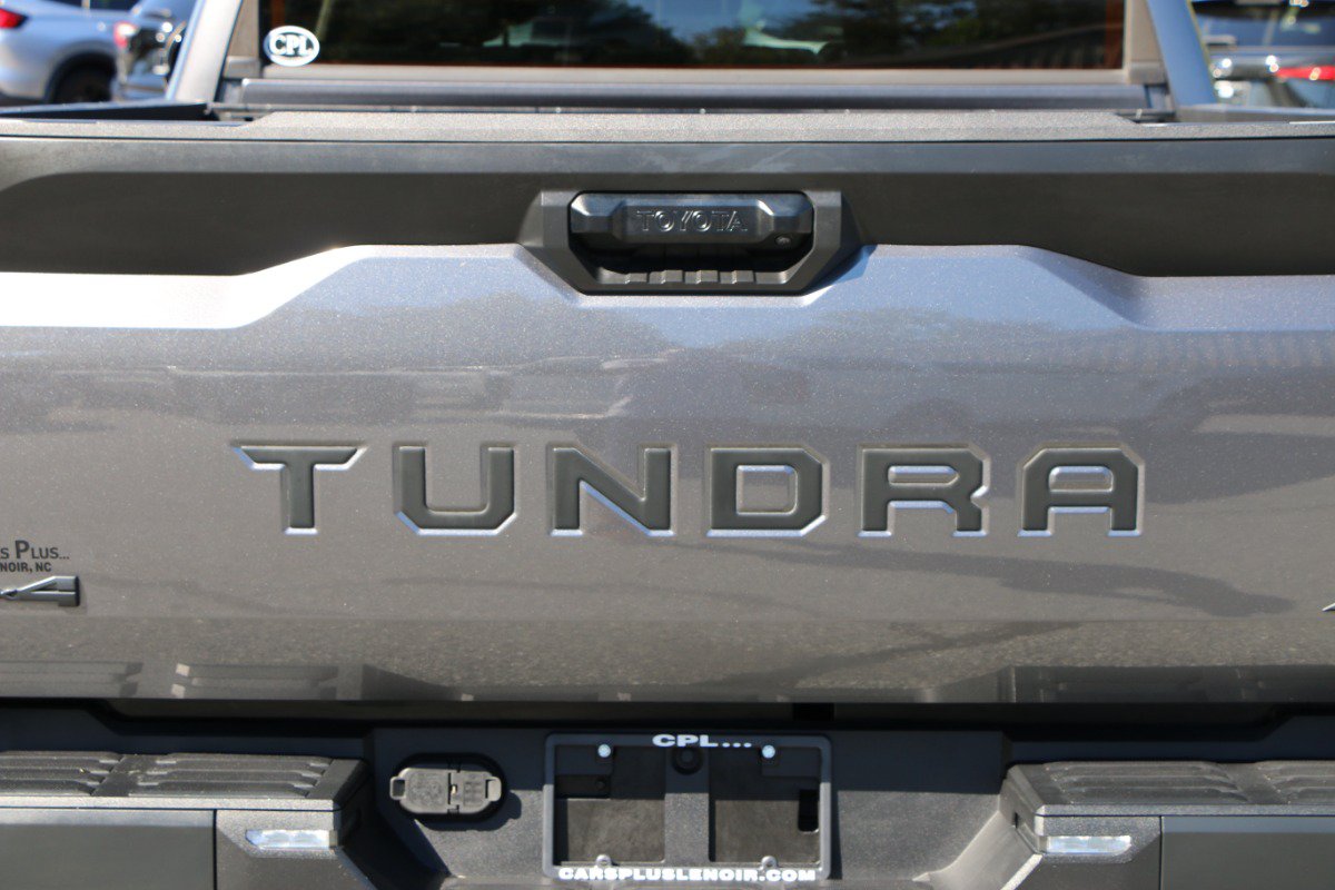Used 2023 Toyota Tundra SR5 w/ SR5 Premium Package AWD/4WD image 5