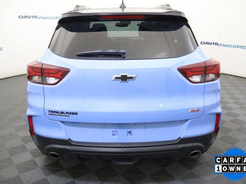 Used 2023 Chevrolet TrailBlazer RS w/ Sun and Liftgate Package FWD image 8