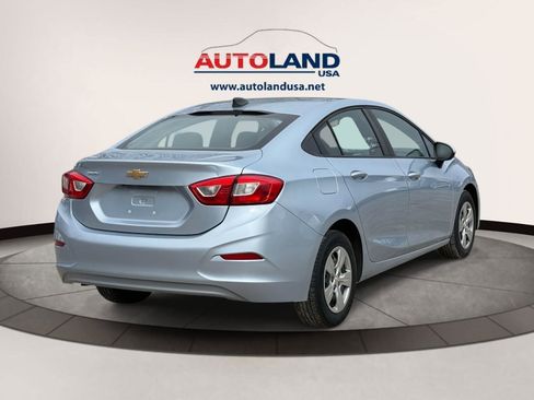Used 2018 Chevrolet Cruze LS w/ LS Fleet Convenience Package image 4