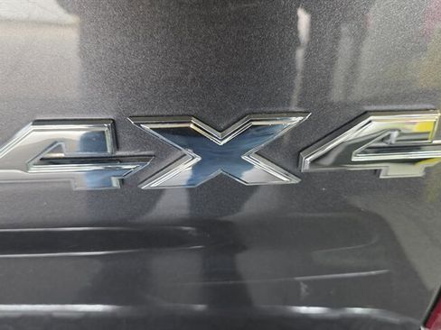 Used 2017 RAM 1500 Classic SLT AWD/4WD image 30
